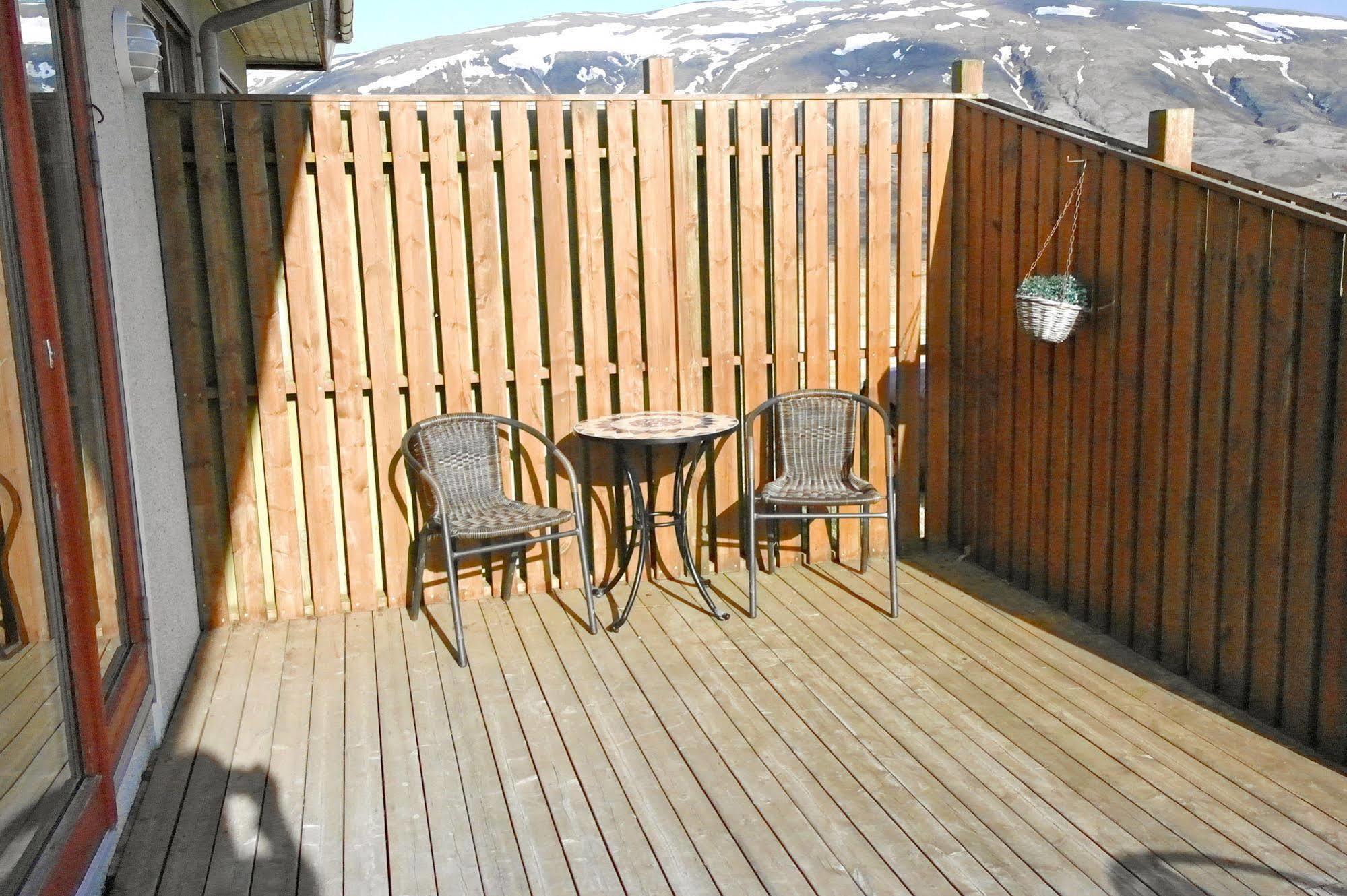 Borealis Hotel Ulfljotsvatn Экстерьер фото